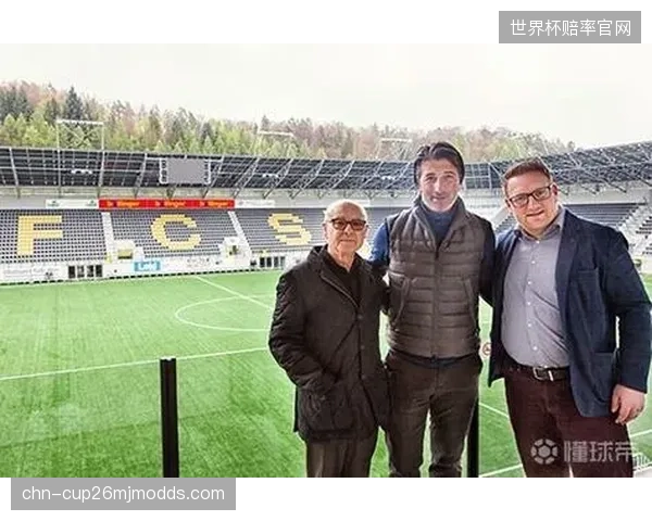 主教练雅金获得续约，其灵活的战术部署将为瑞士队在面对不同风格对手时提供更多可能。